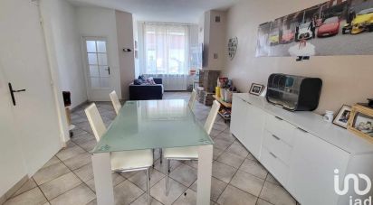 Maison 4 pièces de 97 m² à Neuville-en-Ferrain (59960)