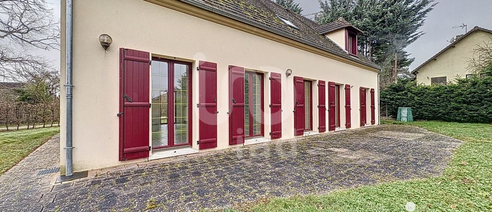 Pavillon 6 pièces de 192 m² à Chevannes (89240)