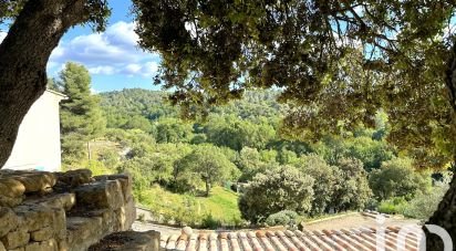 Traditional house 8 rooms of 185 m² in Jouques (13490)