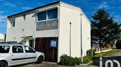 House 5 rooms of 109 m² in Saint-Estèphe (33180)