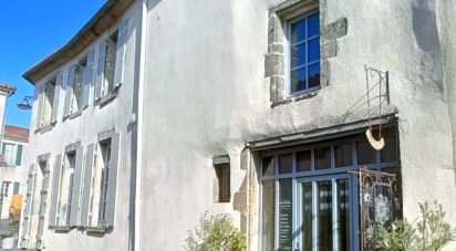 Maison 4 pièces de 95 m² à Vouvant (85120)