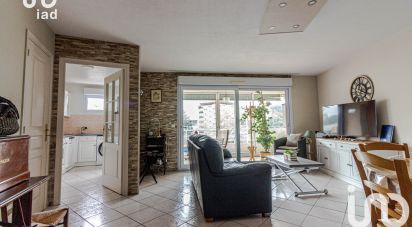 Apartment 3 rooms of 73 m² in Saint-Raphaël (83700)