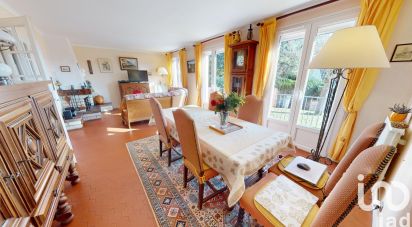 Traditional house 6 rooms of 130 m² in Vaux-le-Pénil (77000)