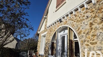 Mansion 5 rooms of 146 m² in Changis-sur-Marne (77660)