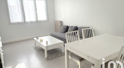 Apartment 2 rooms of 48 m² in Évry (91000)