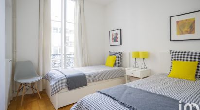 Apartment 3 rooms of 69 m² in Paris (75008)