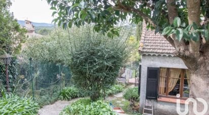 House 6 rooms of 157 m² in Mougins (06250)