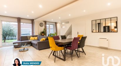 Maison 4 pièces de 97 m² à Savigneux (42600)