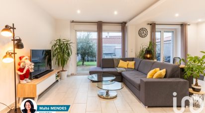 Maison 4 pièces de 97 m² à Savigneux (42600)