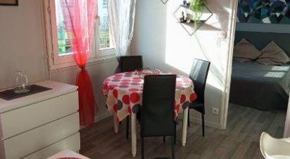 Apartment 2 rooms of 27 m² in Lorient (56100)