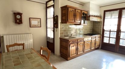 Town house 6 rooms of 115 m² in Bagnols-sur-Cèze (30200)