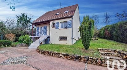 Traditional house 5 rooms of 135 m² in Crégy-lès-Meaux (77124)