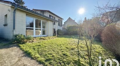 House 5 rooms of 114 m² in Bagneux (92220)