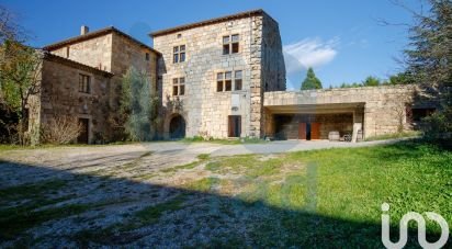 Château 18 pièces de 660 m² à Tournon-sur-Rhône (07300)