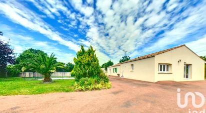 House 7 rooms of 147 m² in Saint-Mard (17700)