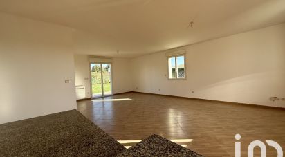 House 4 rooms of 101 m² in Benon (17170)