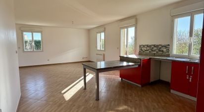 House 4 rooms of 101 m² in Benon (17170)