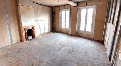 House 7 rooms of 260 m² in Collemiers (89100)