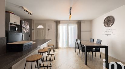 Maison 5 pièces de 67 m² à Seillons-Source-d'Argens (83470)