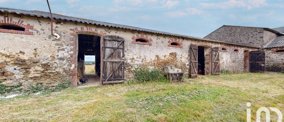 Longère 5 pièces de 260 m² à Mauges-sur-Loire (49410)