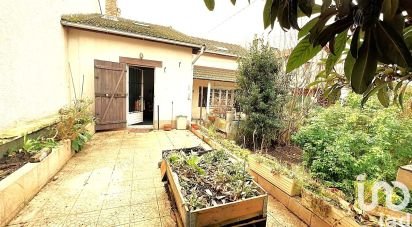 House 7 rooms of 115 m² in Bobigny (93000)