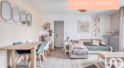 Appartement 2 pièces de 46 m² à Saint-Thibault-des-Vignes (77400)