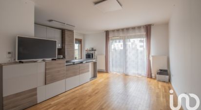 Apartment 3 rooms of 69 m² in Fontenay-sous-Bois (94120)