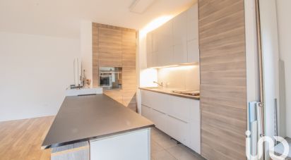 Apartment 3 rooms of 69 m² in Fontenay-sous-Bois (94120)