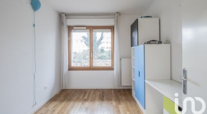 Apartment 3 rooms of 69 m² in Fontenay-sous-Bois (94120)