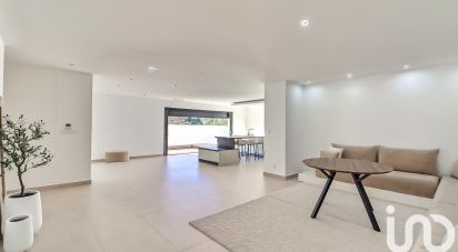 Maison 6 pièces de 240 m² à Générac (30510)