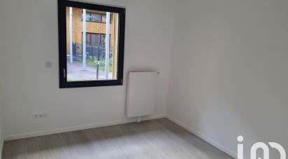 Apartment 3 rooms of 60 m² in Troyes (10000)