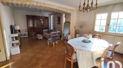 Village house 5 rooms of 145 m² in Roujan (34320)