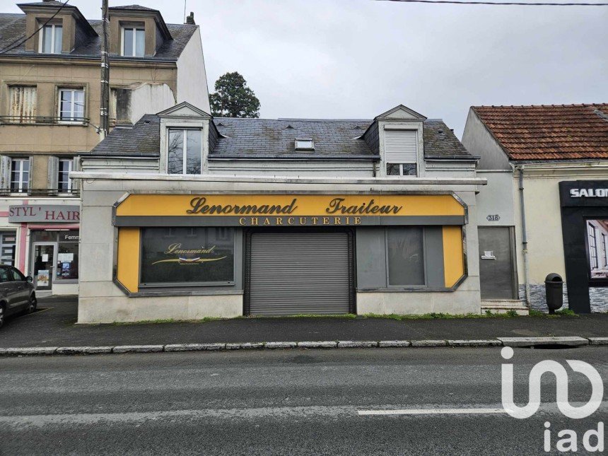 Building in Fleury-les-Aubrais (45400) of 495 m²