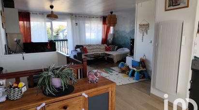 Duplex 3 rooms of 77 m² in Courseulles-sur-Mer (14470)