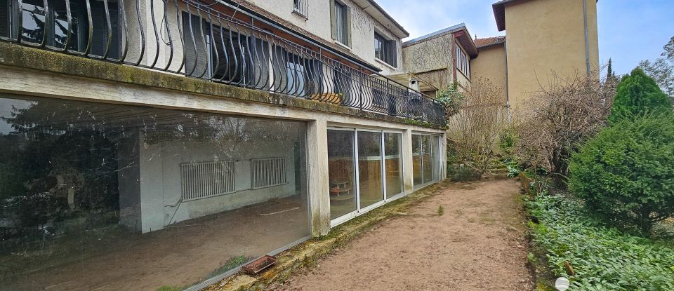 House 7 rooms of 185 m² in Tassin-la-Demi-Lune (69160)