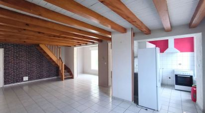 House 4 rooms of 80 m² in Ligugé (86240)