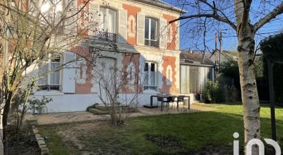 Maison 8 pièces de 171 m² à Bessancourt (95550)