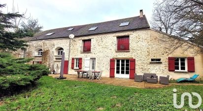 House 10 rooms of 368 m² in Choisy-en-Brie (77320)