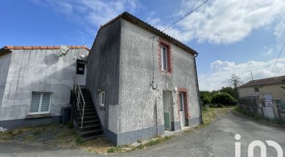 Maison traditionnelle 8 pièces de 181 m² à Moutiers-sur-le-Lay (85320)