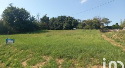 Land of 1,506 m² in Lavardac (47230)