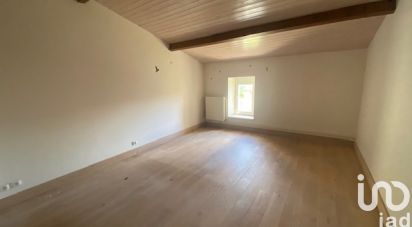 Maison 4 pièces de 115 m² à Vérac (33240)