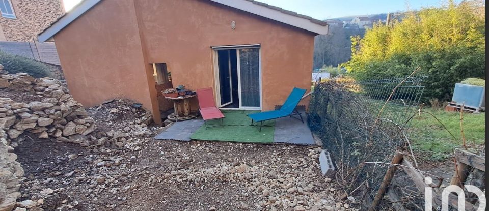 Maison traditionnelle 5 pièces de 190 m² à La Terrasse-sur-Dorlay (42740)