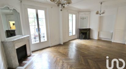 Apartment 3 rooms of 70 m² in Paris (75020)