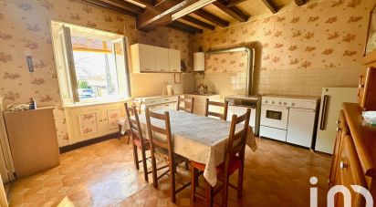 Country house 4 rooms of 99 m² in Puy-Guillaume (63290)