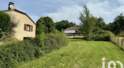 Maison traditionnelle 4 pièces de 84 m² à Latronquière (46210)