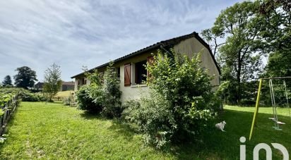 Maison traditionnelle 4 pièces de 84 m² à Latronquière (46210)