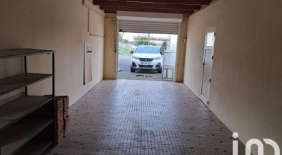 Parking of 37 m² in Les Sorinières (44840)