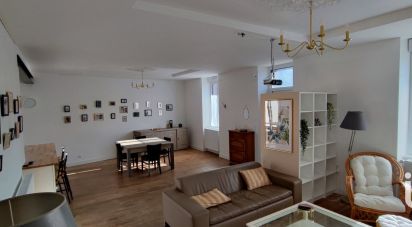 Town house 6 rooms of 157 m² in L'Herbergement (85260)