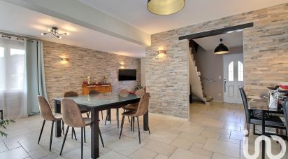 House 5 rooms of 117 m² in Les Omergues (04200)