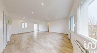 Pavillon 5 pièces de 74 m² à Varennes-sur-Seine (77130)